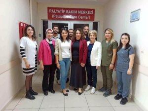 dunya palyatif bakim gununde anlamli ziyaret MacZdAHg.jpg