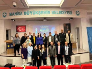 iyi parti sehzadeler ilce kongresinde gozde akcakin aytac guven tazeledi l7ZUIieg.jpg