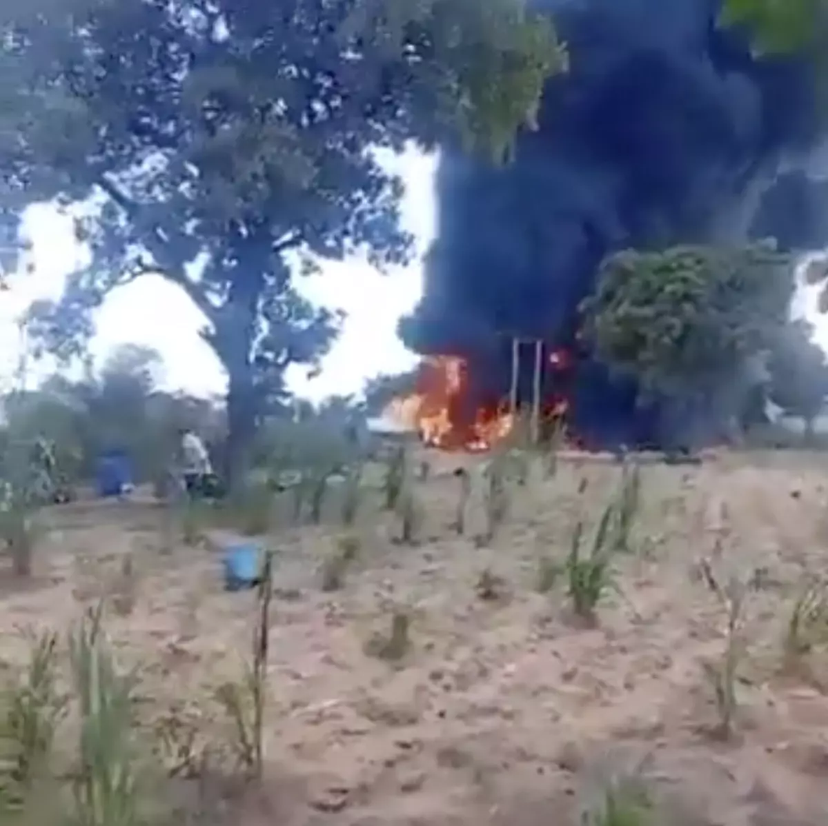 nijeryada tanker patlamasi olu sayisi 42ye cikti kz3pZPQc.jpg