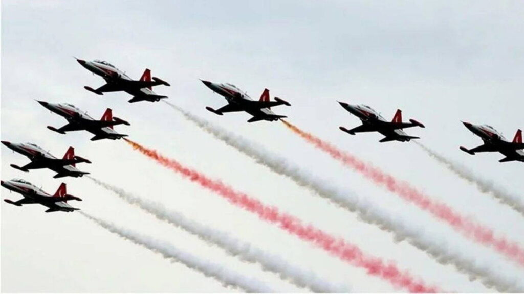 23-nisan-ulusal-egemenlik-ve-cocuk-bayrami-soloturk-ucak-gosterisi-saat-kacta-baslayacak-23-YyIFcnQR