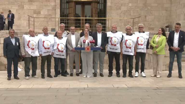 emepli-vekillerden-mecliste-ciftci-cikisi-tarim-tekelleri-degil-uretici-desteklensin-ezMHMqk5